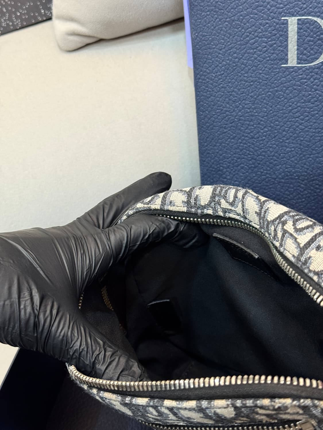 디올 오블리크 사파리 메신저백  상품이미지6