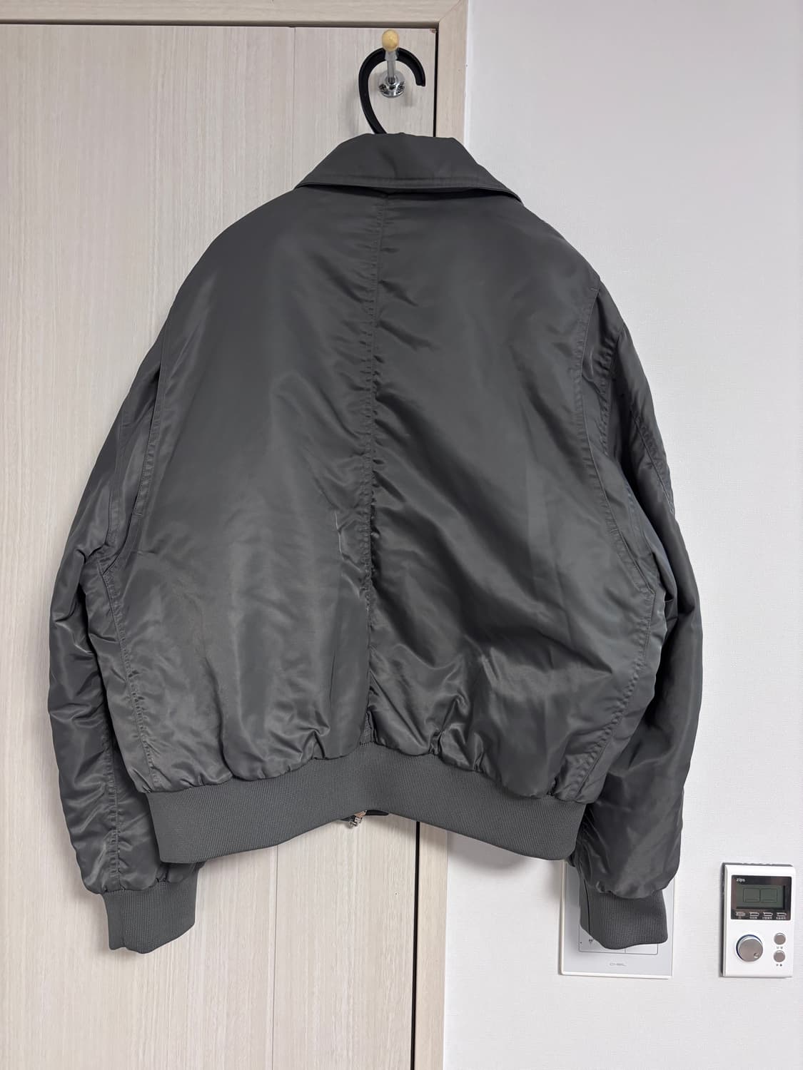 100 TNGT 카라 항공점퍼 블루종 상품이미지7