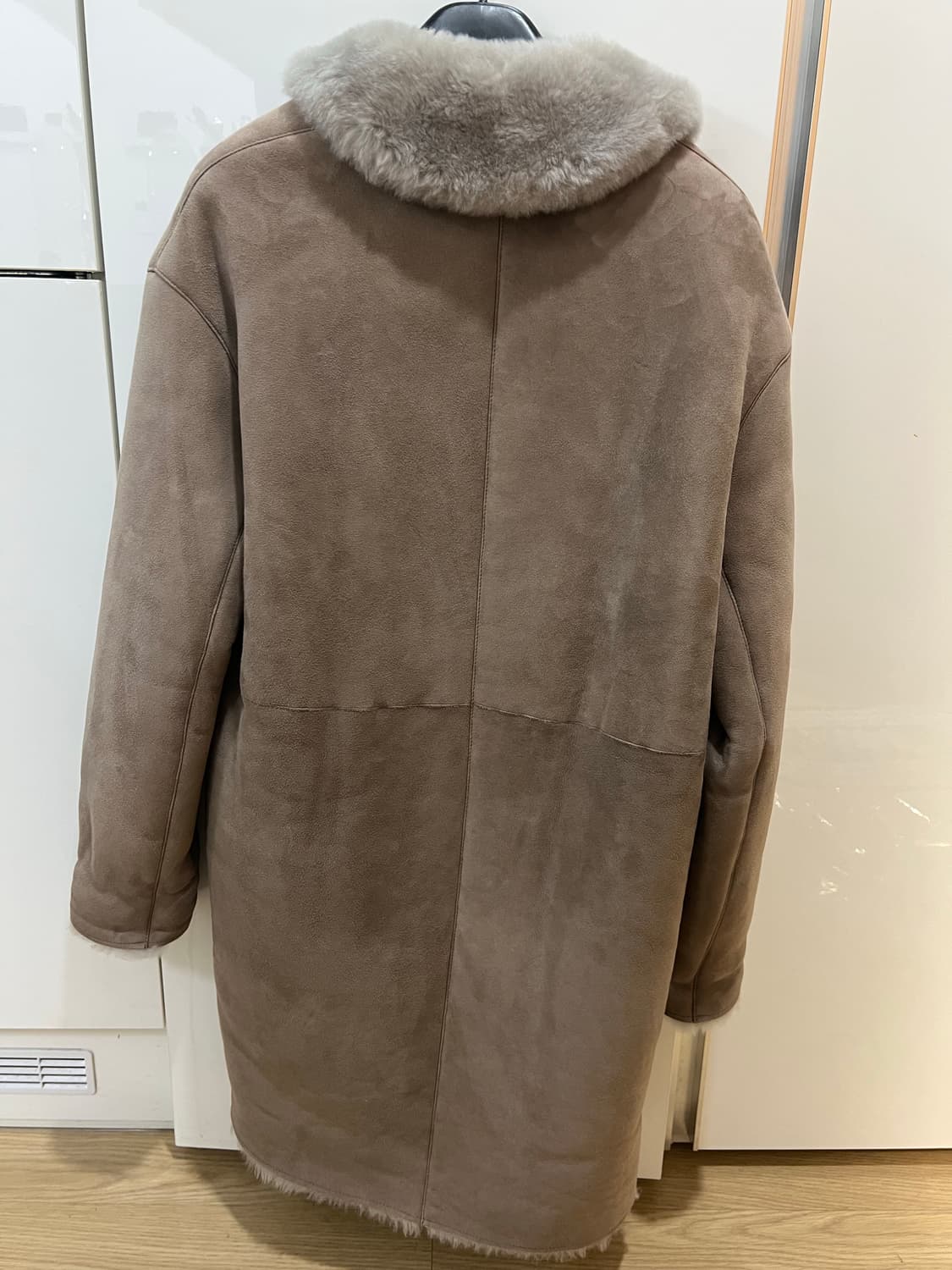 띠어리 가죽 무스탕시어링코트 (새상품급) 상품이미지2