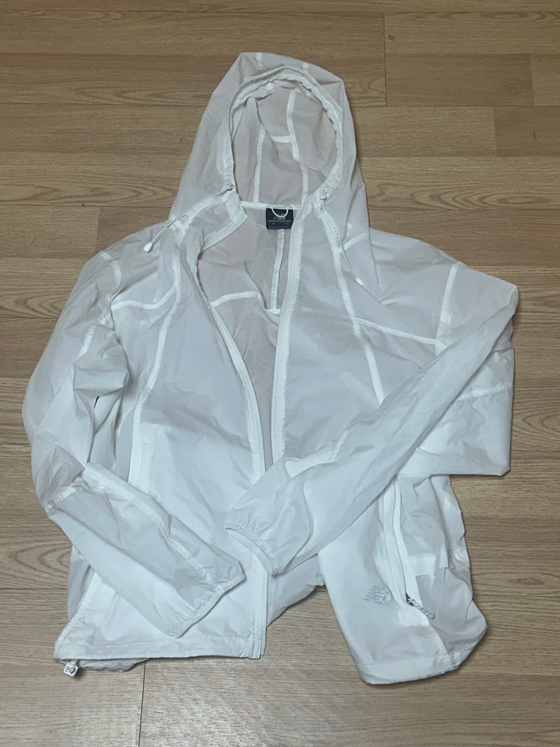 2025 뉴발란스 UNI 초경량 바람막이 상품이미지3