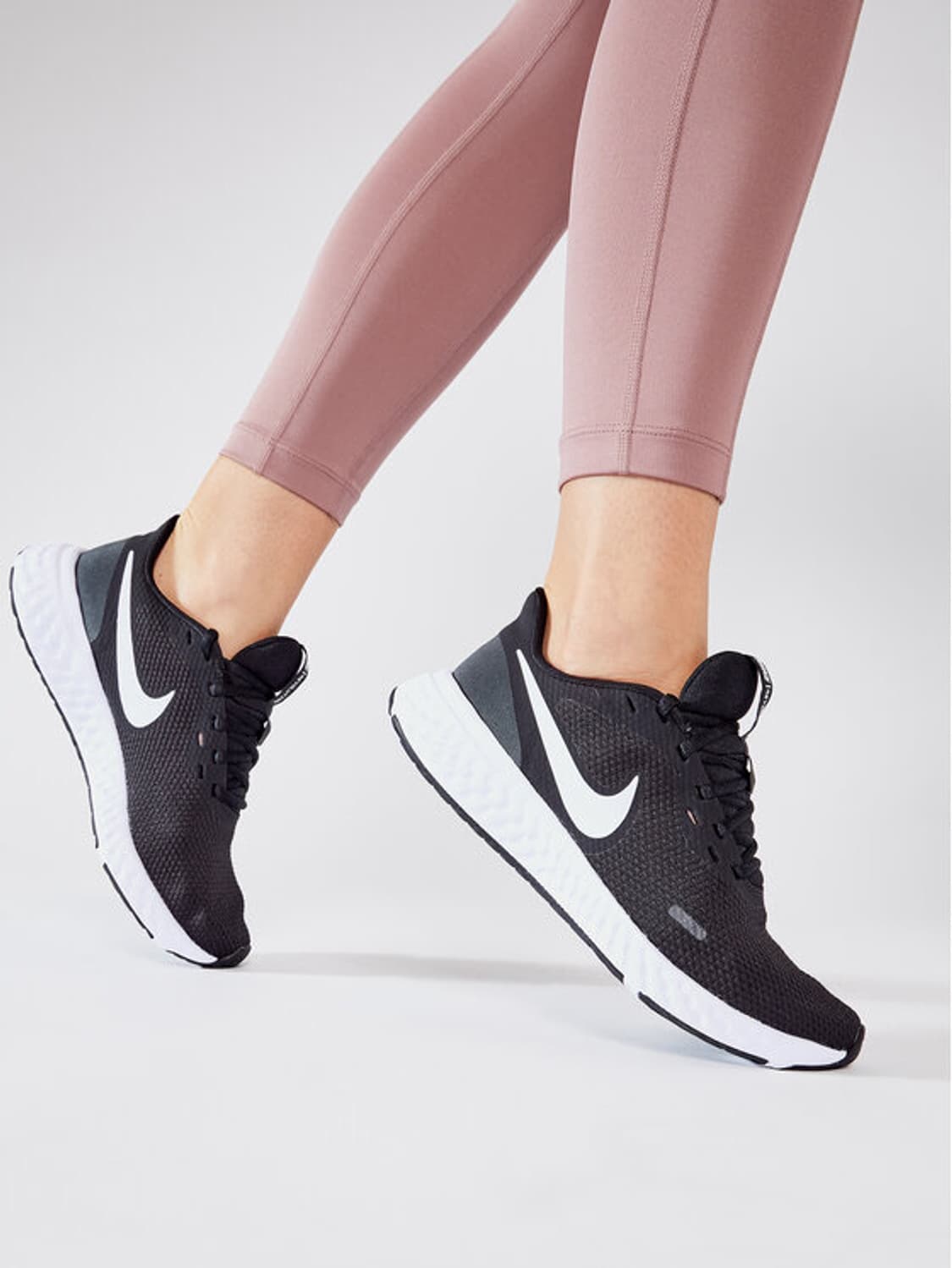 나이키 레볼루션 5 상품이미지4