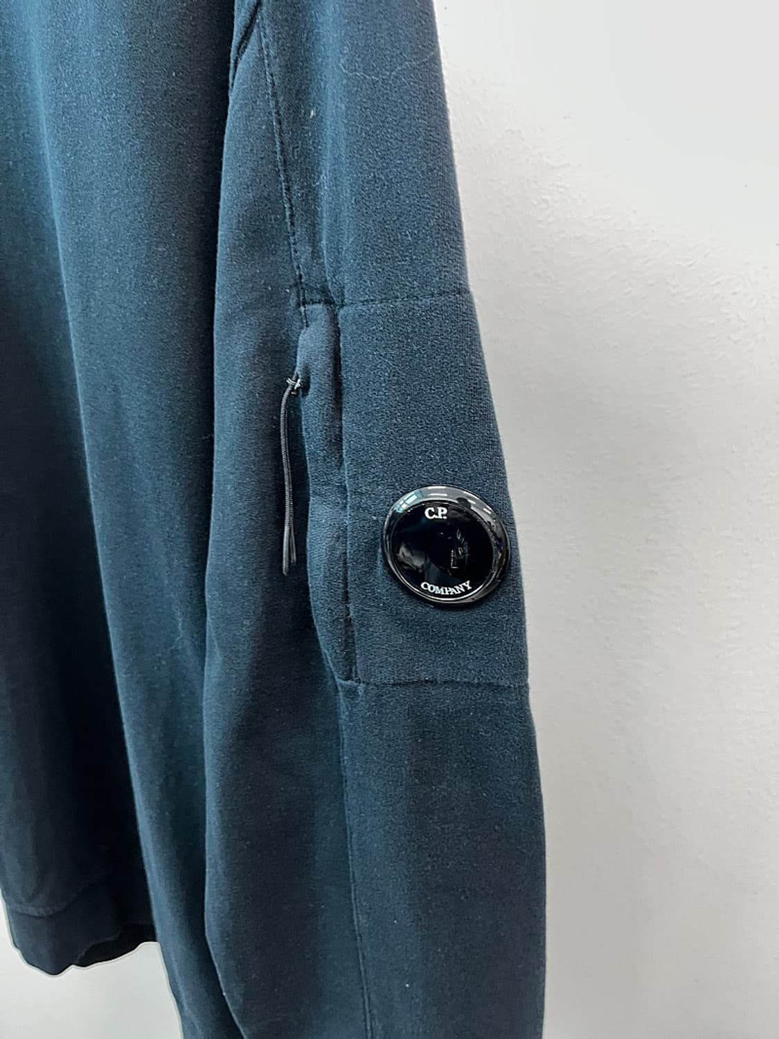 110) CP컴퍼니 렌즈 맨투맨  상품이미지2