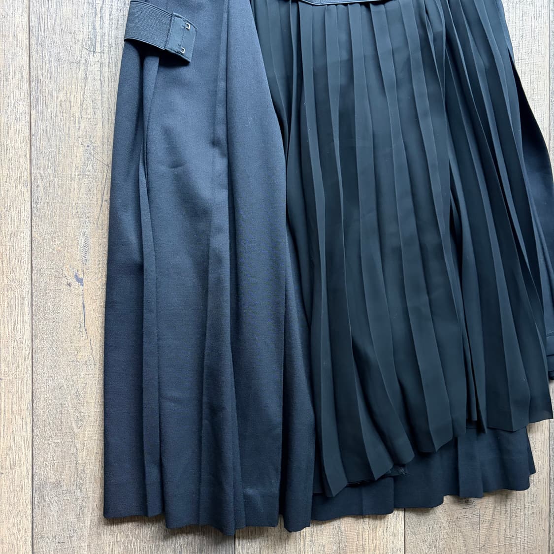 Bondage Detail Docking Pleats Skirt 상품이미지5