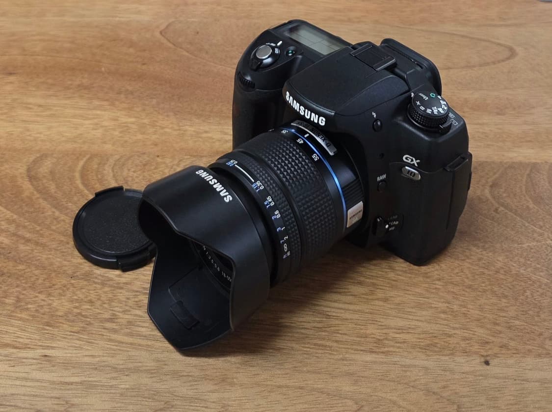 삼성 GX-10 디지털 카메라와 18-55mm 렌즈 팝니다. 상품이미지1