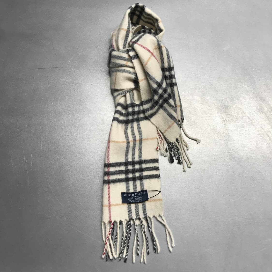 버버리 정품 캐시미어 머플러 아이보리 상품이미지1