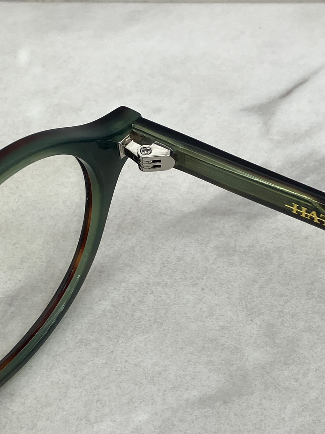 하츠 Hatz 긱시크 옥브라운 오벌 뿔테 Jade brown 상품이미지3