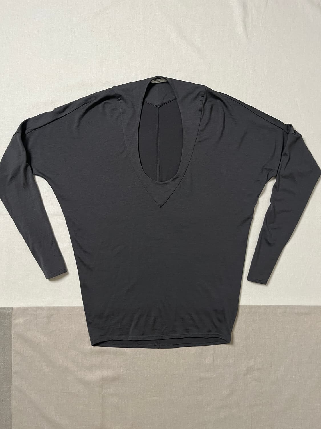 헬무트랭 울 컷앤소 니트 helmut lang 기모노소매 티어드롭넥 상품이미지1