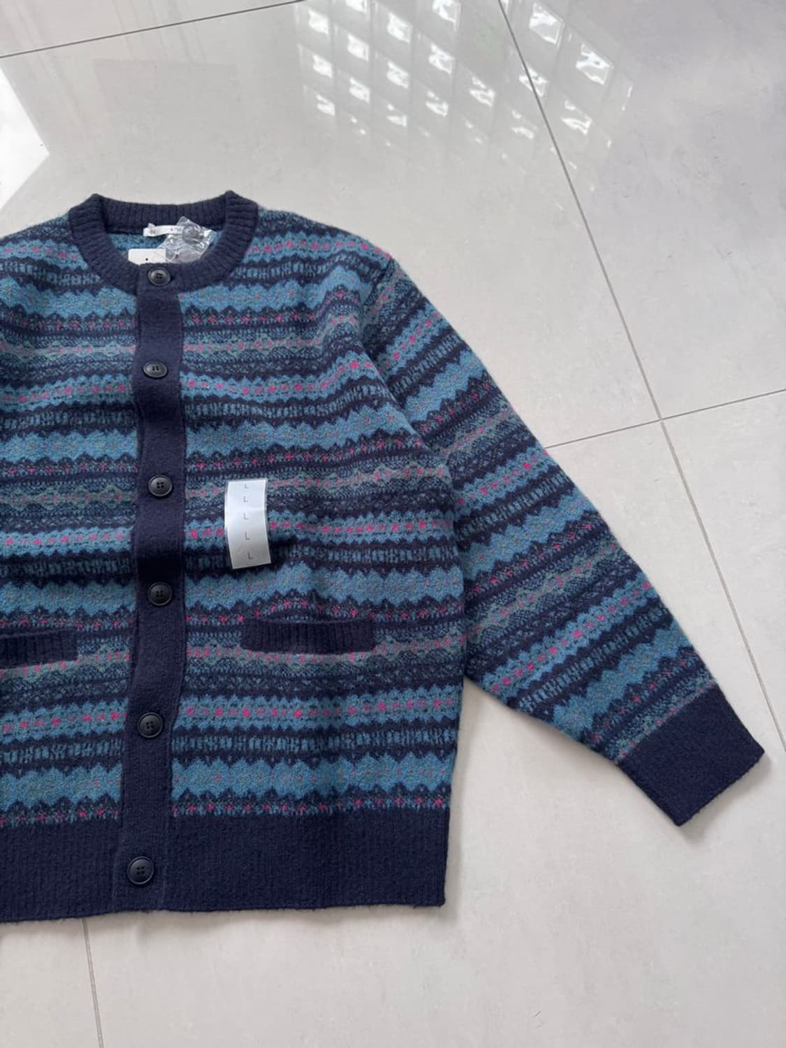 PUFF KNIT CARDIGAN 퍼프 니트 가디건 상품이미지1