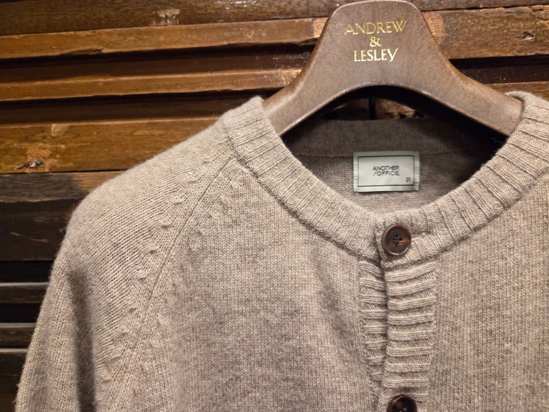 어나더오피스 니트 상품이미지2