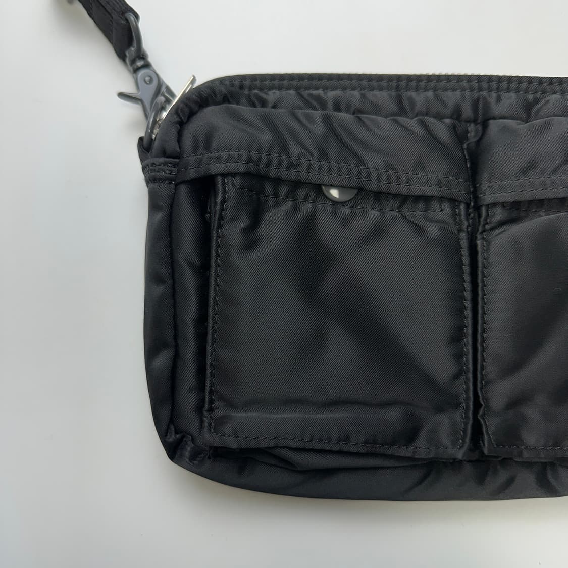 PORTER TANKER SHOULDER BAG 포터 탱커 숄더백 상품이미지4