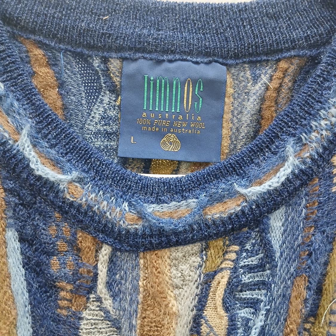 쿠지 LIMNOS 빈티지 3D 케이블 니트 상품이미지4