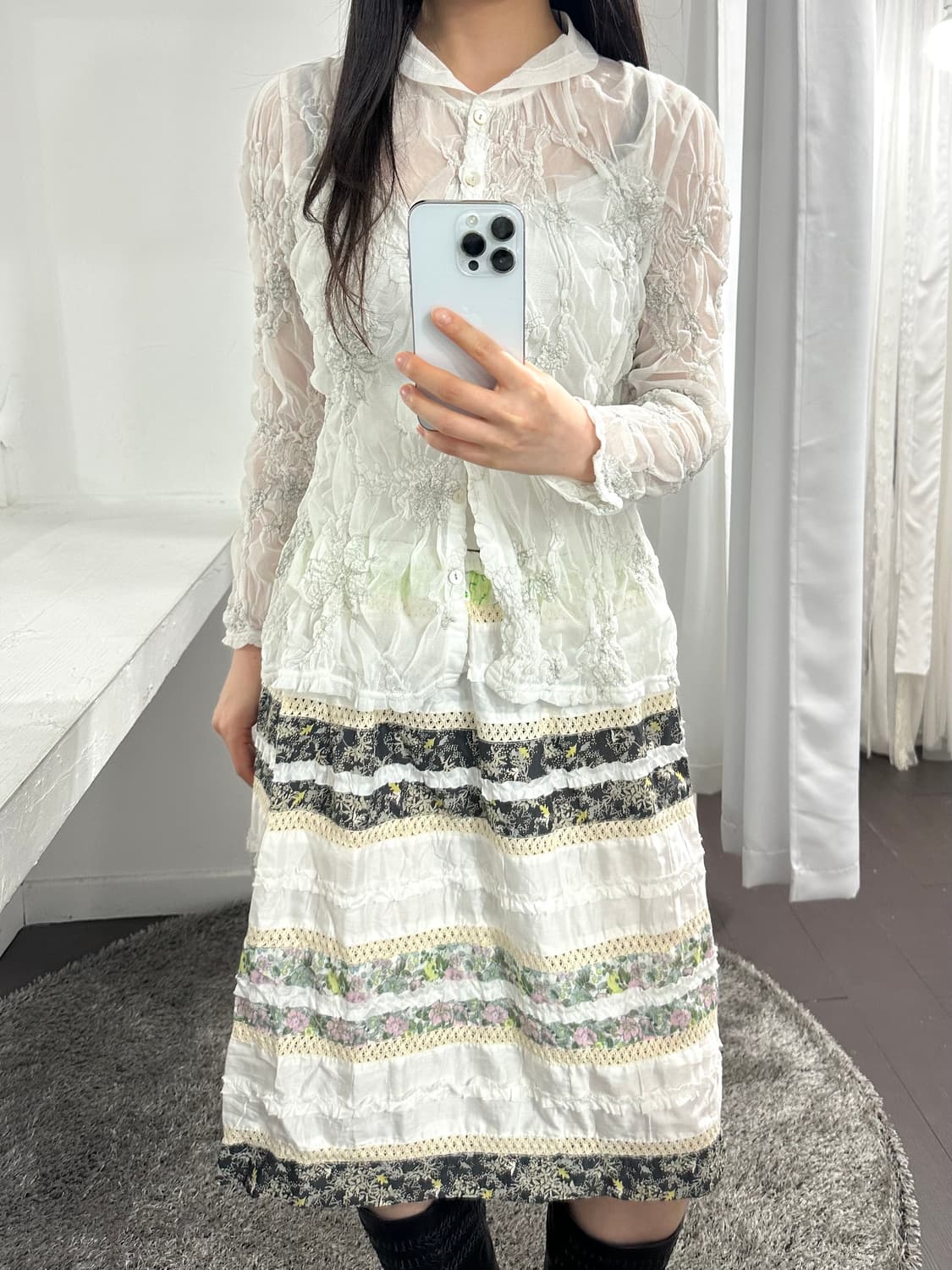 design seethrough blouse 상품이미지3