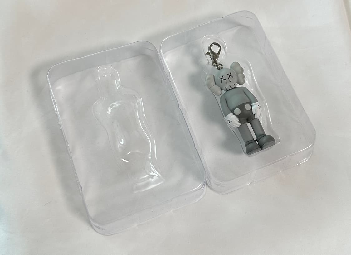 카우스 도쿄 퍼스트 컴패니언 키체인 그레이 상품이미지2