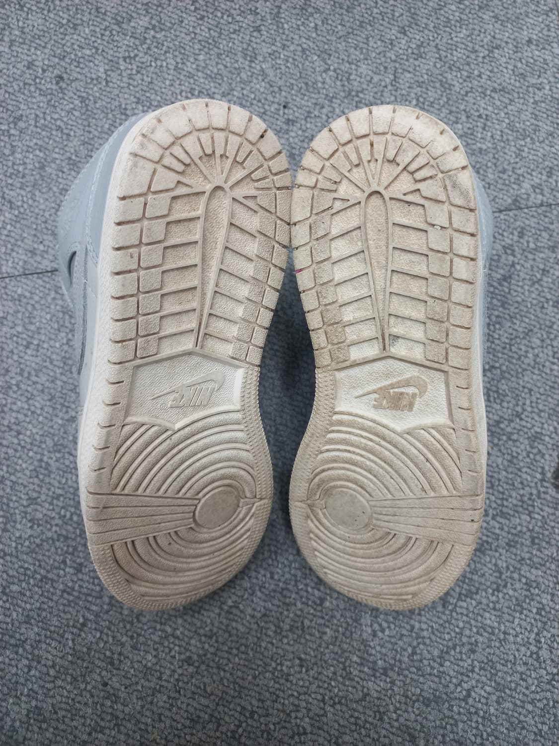 나이키 조던 레트로 하이 OG 씨폼 235mm 상품이미지2