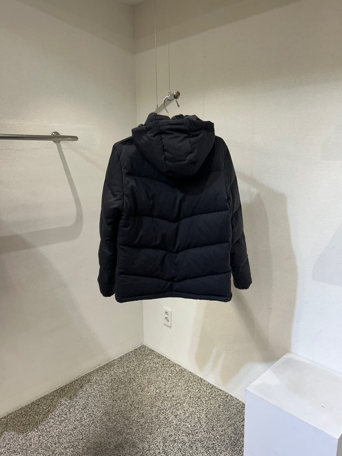 아디다스 덕다운 후드 패딩 상품이미지2