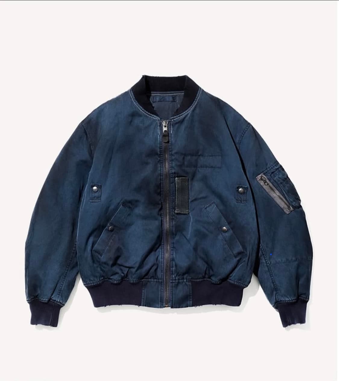 [2] 아프레쎄 25AW 빈티지 실크 플라이트 자켓 상품이미지1