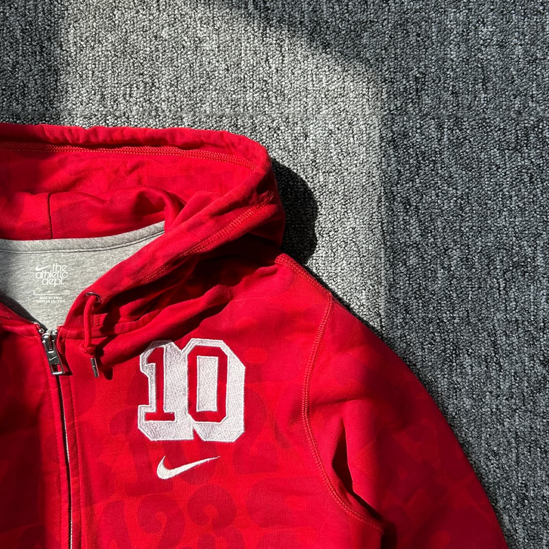 나이키 넘버링 레드 후드집업 상품이미지2