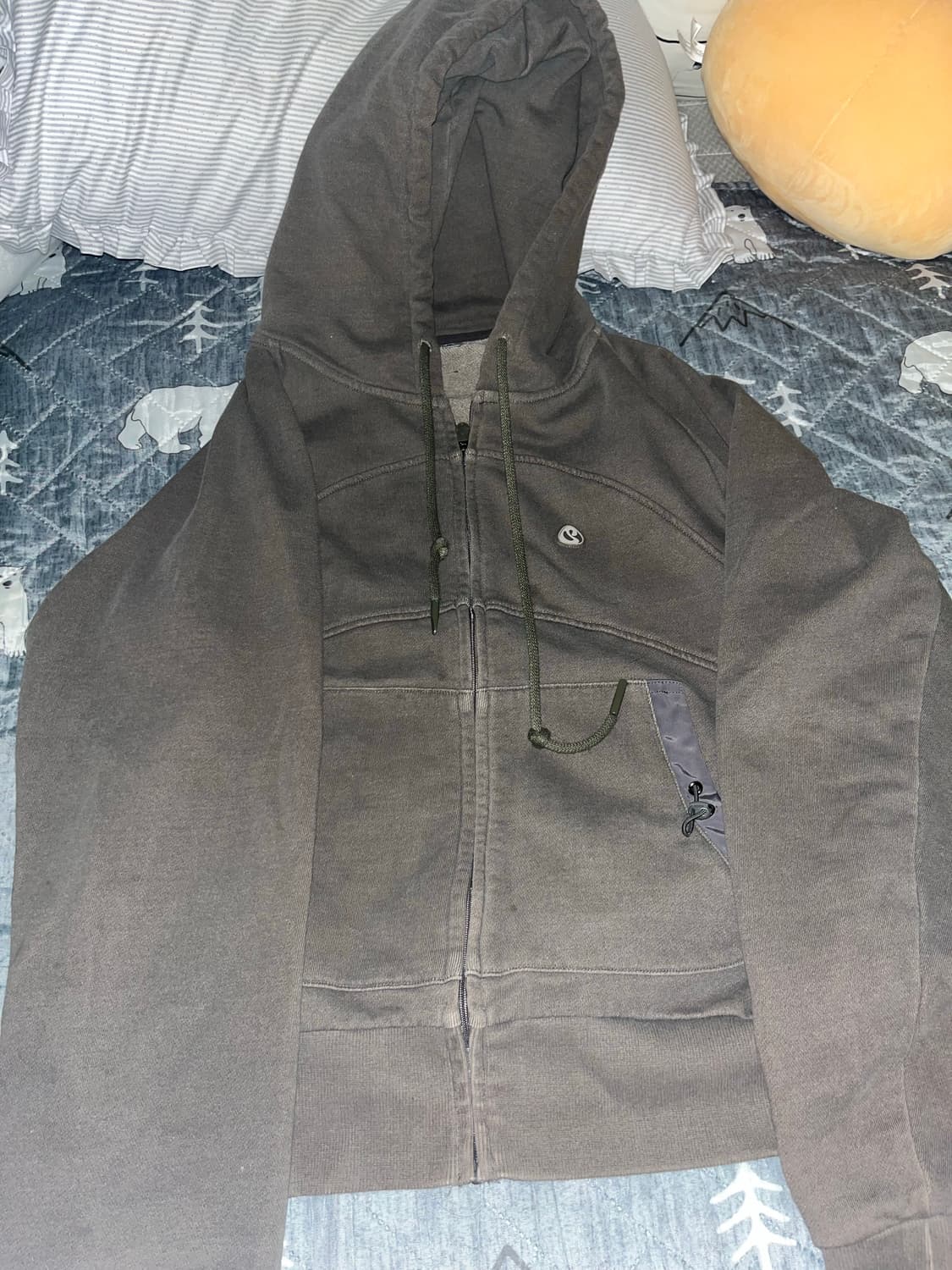 스마트어반유즈풀 코이세이오 스트링포켓후드집 업카키 상품이미지1