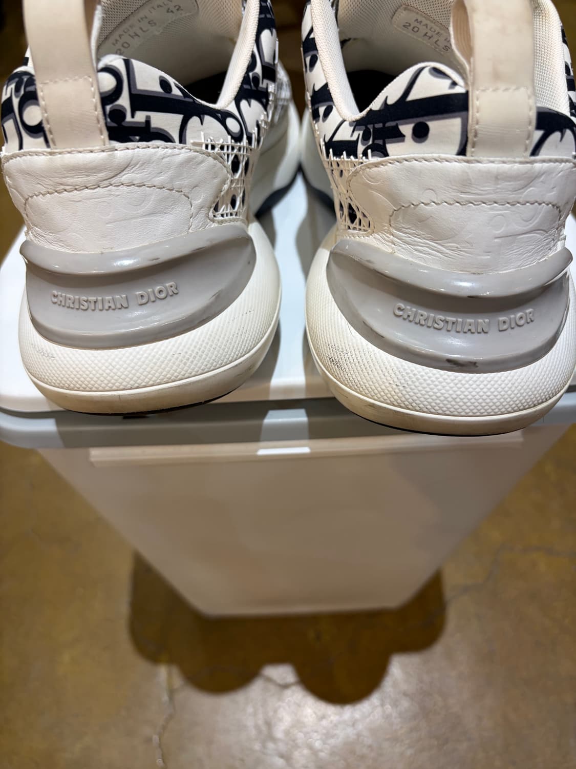 디올 오블리크 스니커즈 블랙/화이트 상품이미지4