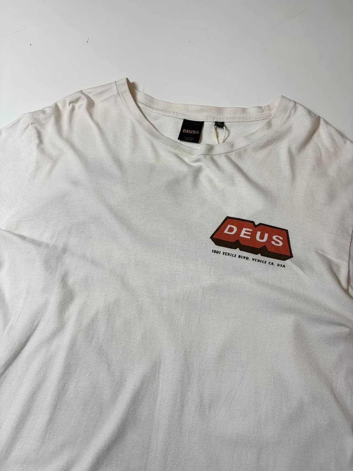 데우스 엑스 마키나 백 프린팅 반팔 티셔츠 PN9563 상품이미지4