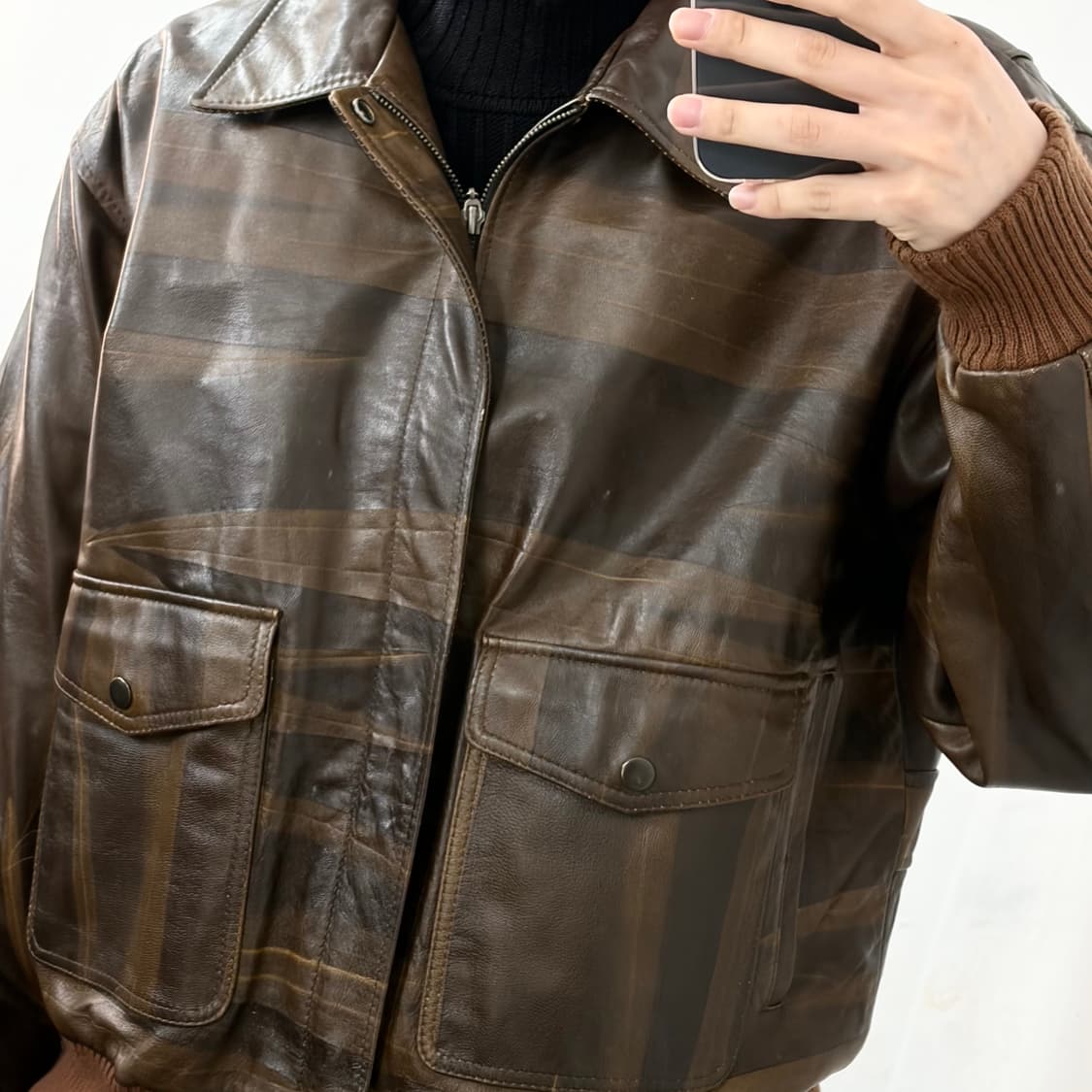 Avellino 양가죽 패턴 봄버 자켓 상품이미지4