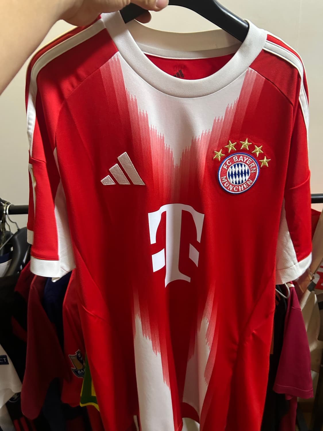 바이에른 뮌헨 무시알라 축구 유니폼 L사이즈 판매합니다 상품이미지1