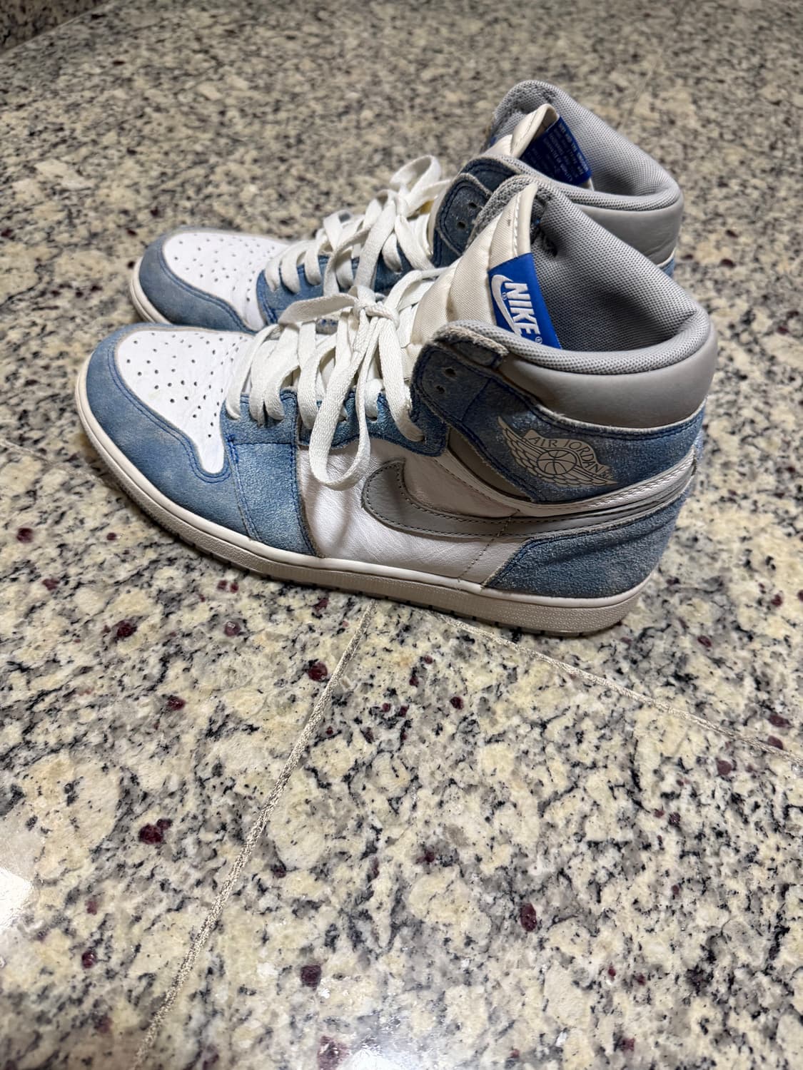 조던 1 레트로 하이 OG 하이퍼 로얄 상품이미지4