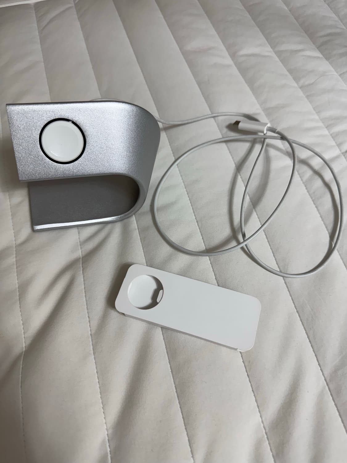 정품 애플워치 충전기 + 거치대 상품이미지1