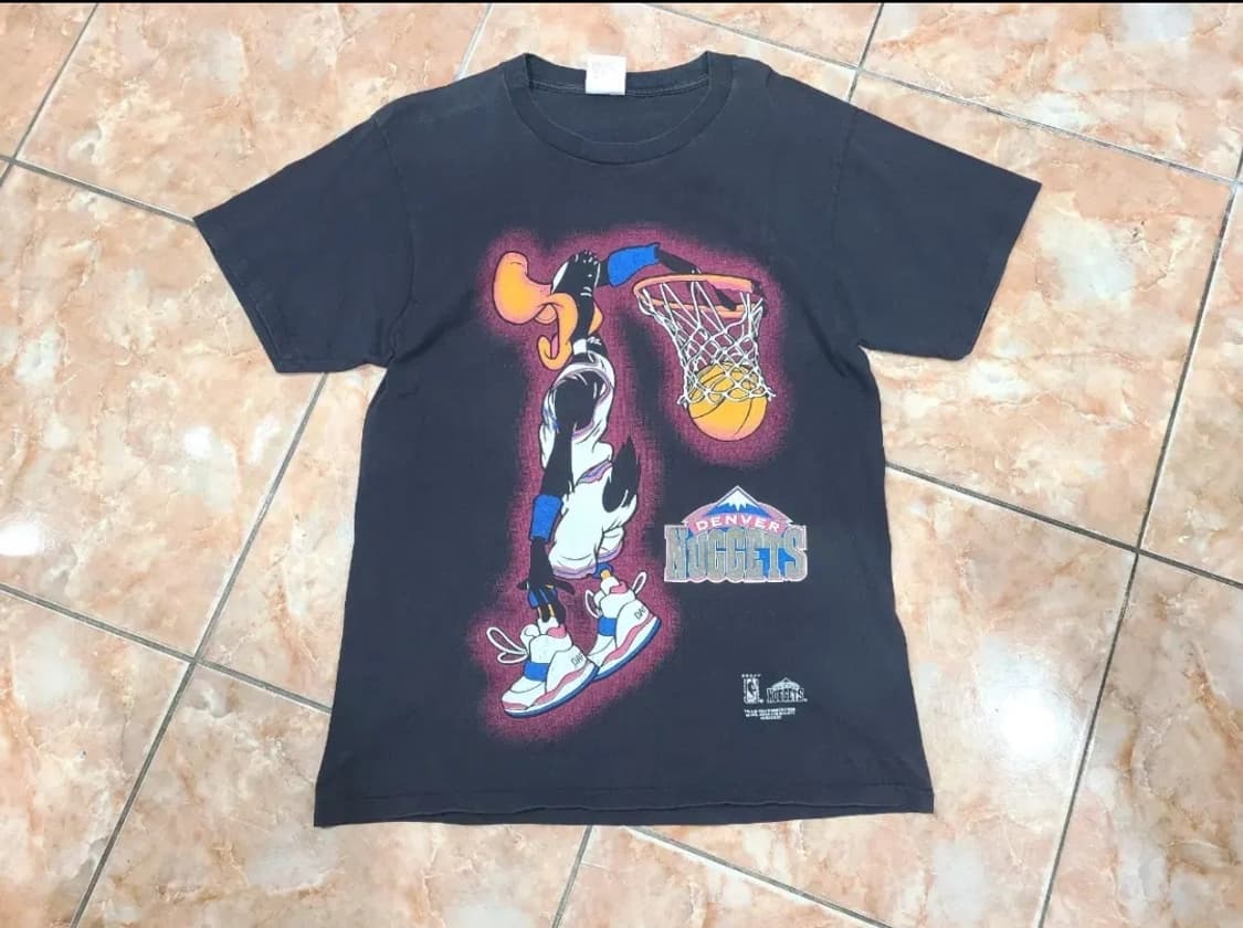 덴버너기츠 x 워너브라더스 빈티지티셔츠 상품이미지1