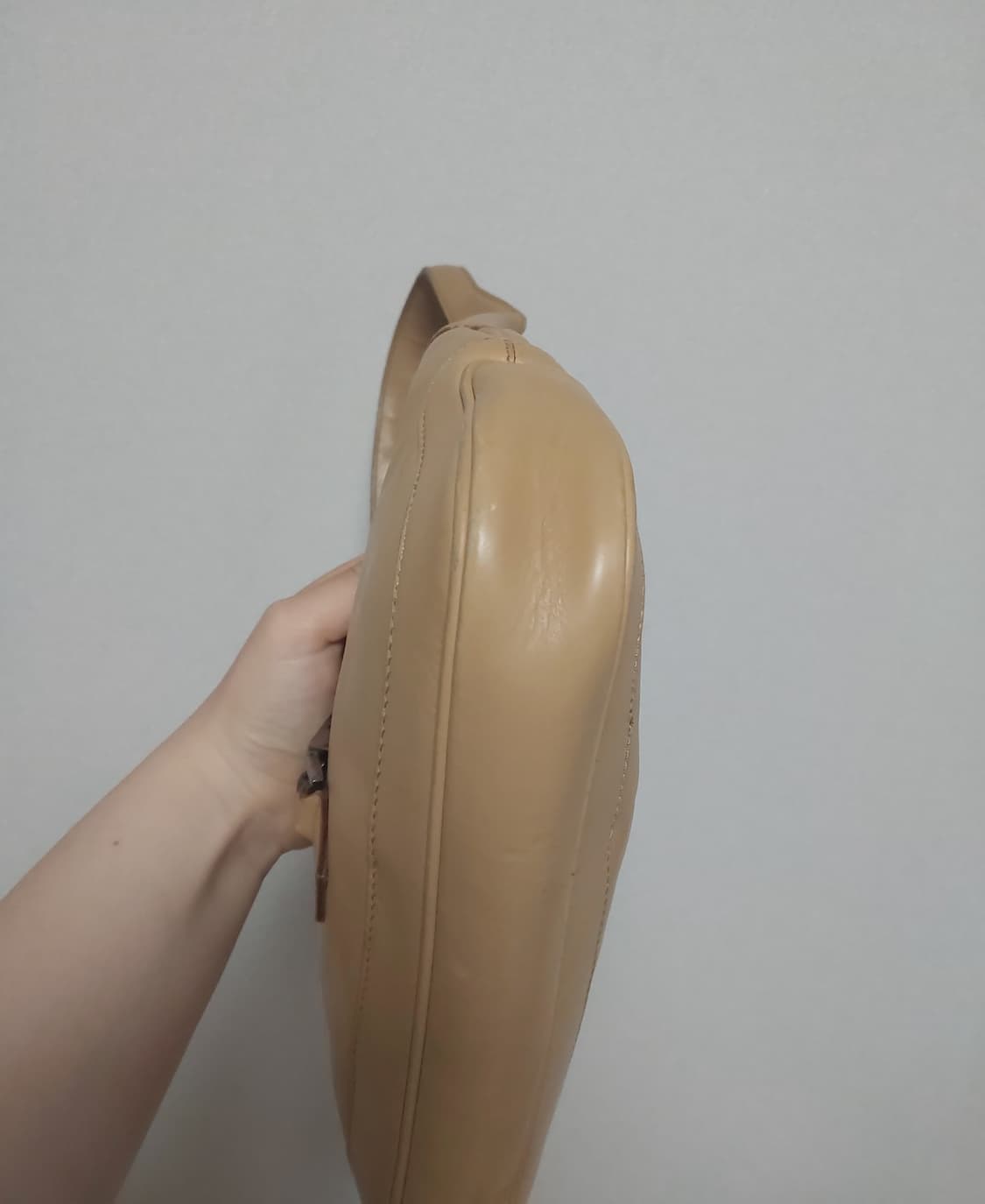 구찌 재키 스몰 레더 숄더 호보백 (정품) 상품이미지5