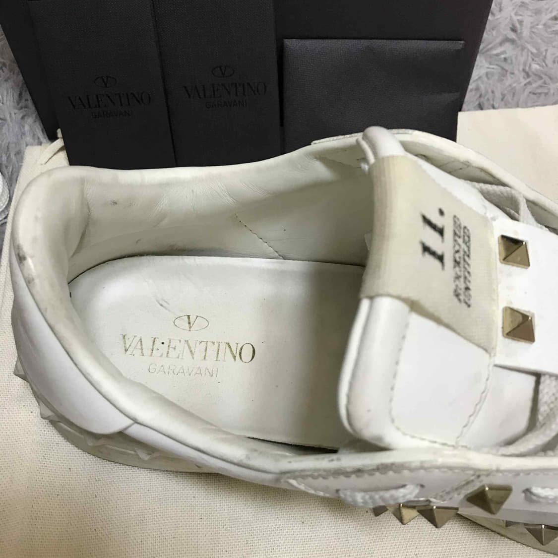 {클로젯}[42][풀구성]발렌티노 락스터드 언타이틀 스니커즈 상품이미지5