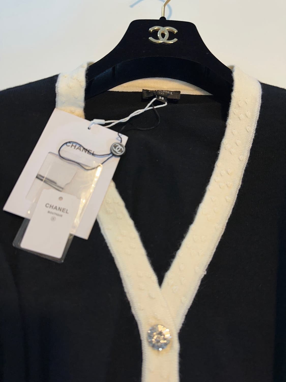 (새상품)샤넬 가디건 상품이미지7