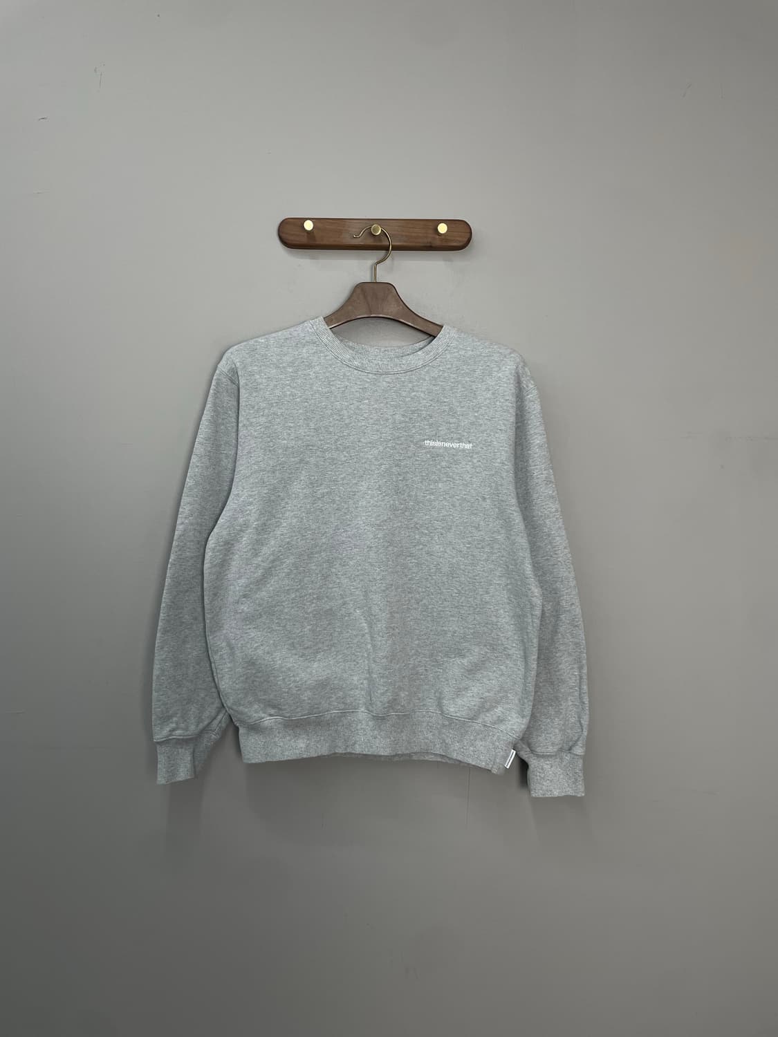 디스이즈네버댓 백로고 그레이 맨투맨 H1934 상품이미지3