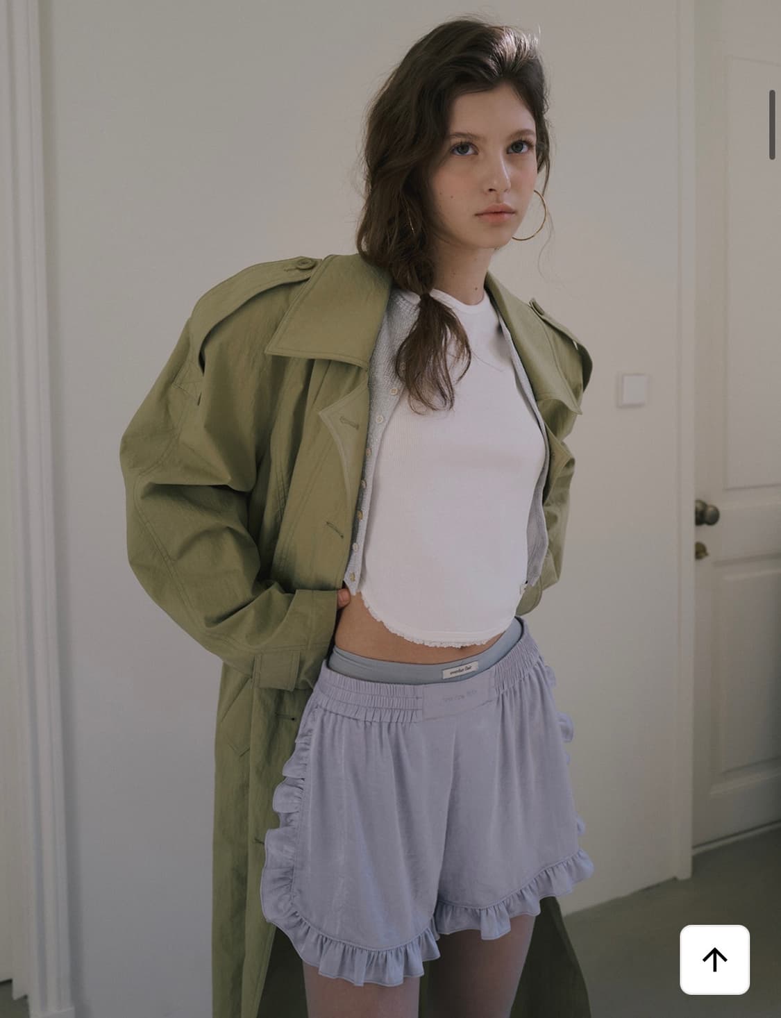 오버듀플레어 프릴 새틴 팬츠 그레이 상품이미지6