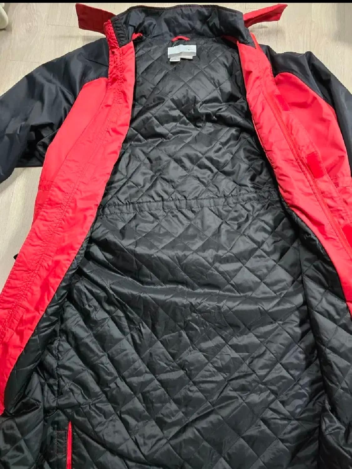 나이키 남자 롱누빔패딩. 싸이즈 110 상품이미지6