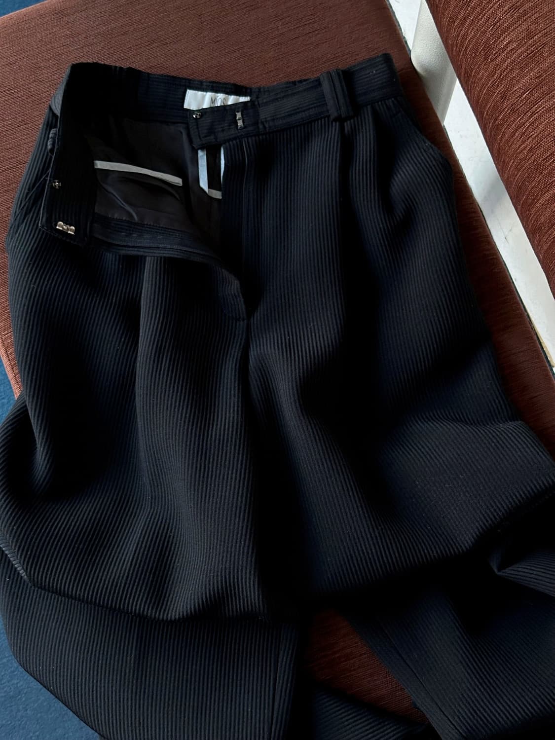 Wool acetate blend design wide trousers 상품이미지2