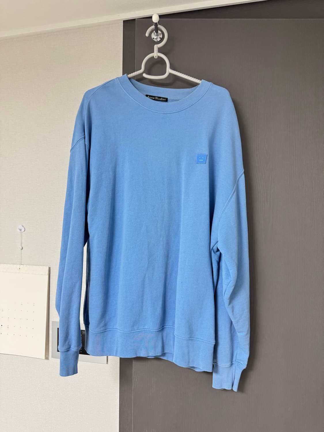 아크네스튜디오 맨투맨 상품이미지1