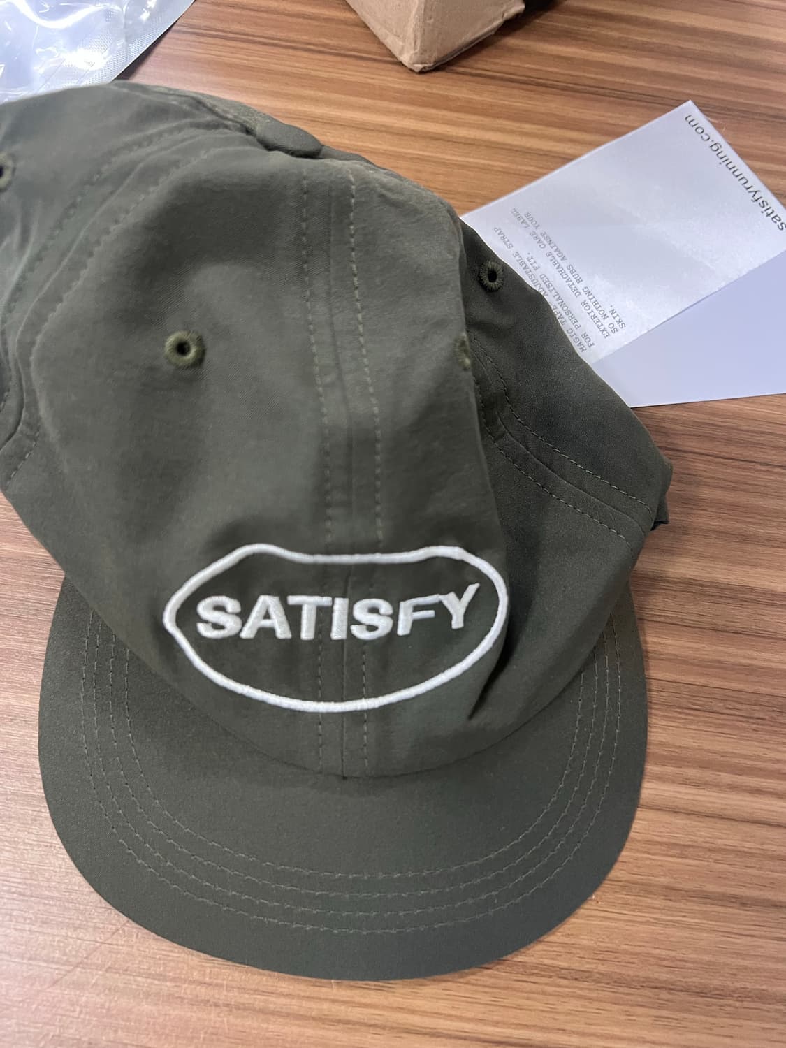 새티스파이 피스쉘 런닝 캡 올리브 상품이미지2