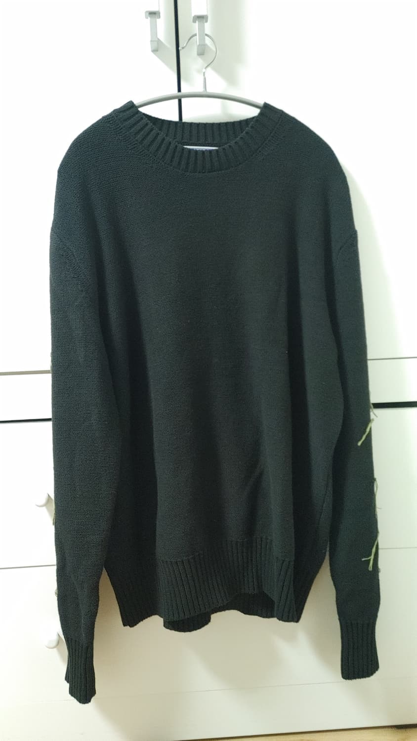 오프화이트 니트 L 상품이미지1