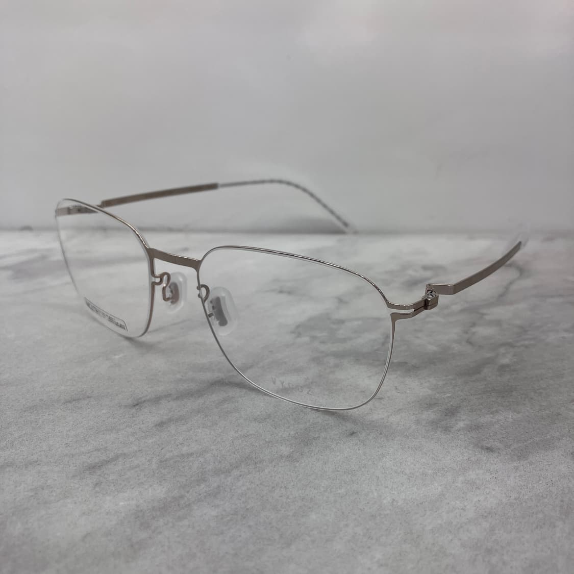 B96 바이코즈 VYCOZ 스노우 골드 스퀘어 역산각 메탈테 안경 상품이미지9