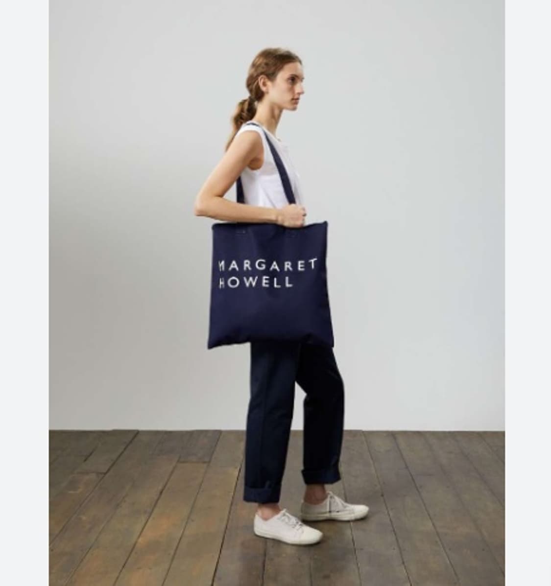 새제품) MHL 마가렛호웰 토트백 에코백 가방 공용 네이비 46*44 상품이미지3
