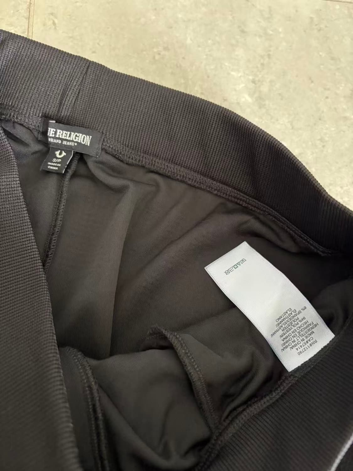 [새제품] 트루 릴리젼 블랙 벨루아 셋업 상품이미지7