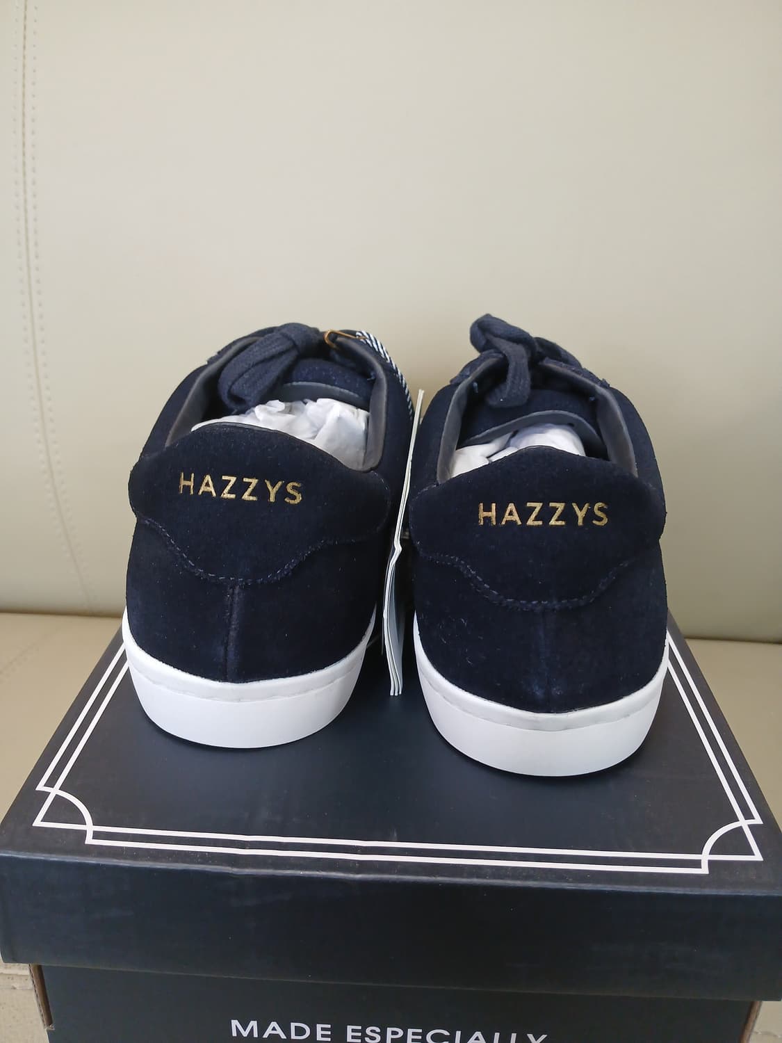 헤지스 스니커즈 260 새상품 상품이미지3