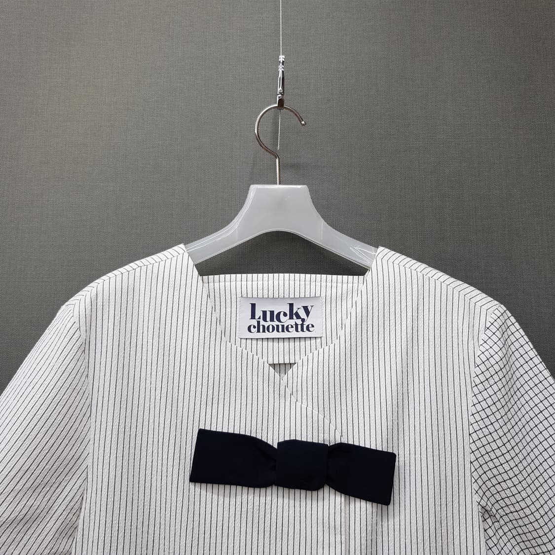 럭키슈에뜨 2020 스트라이프 배색 리본 장식 원피스 36사이즈 상품이미지3