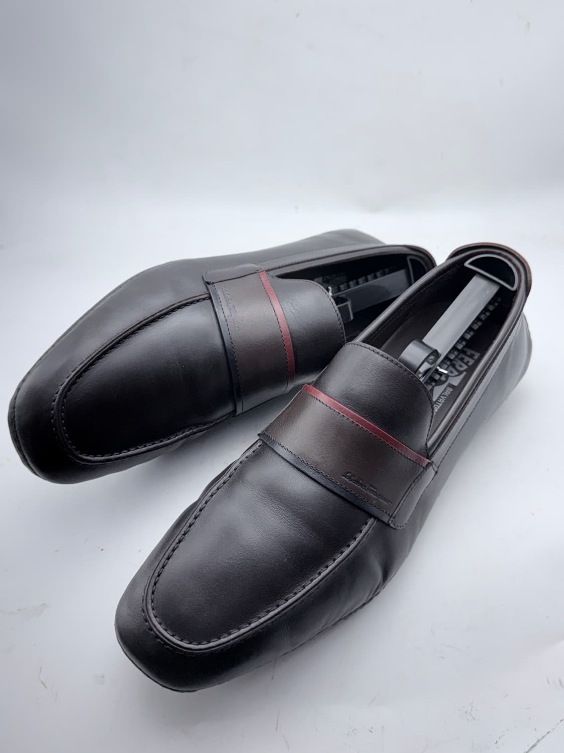 정품)페라가모 로퍼 270 상품이미지1