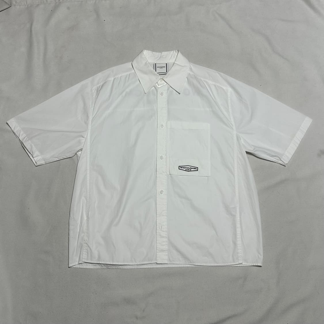 우영미 화이트 코튼 반팔 셔츠 상품이미지3