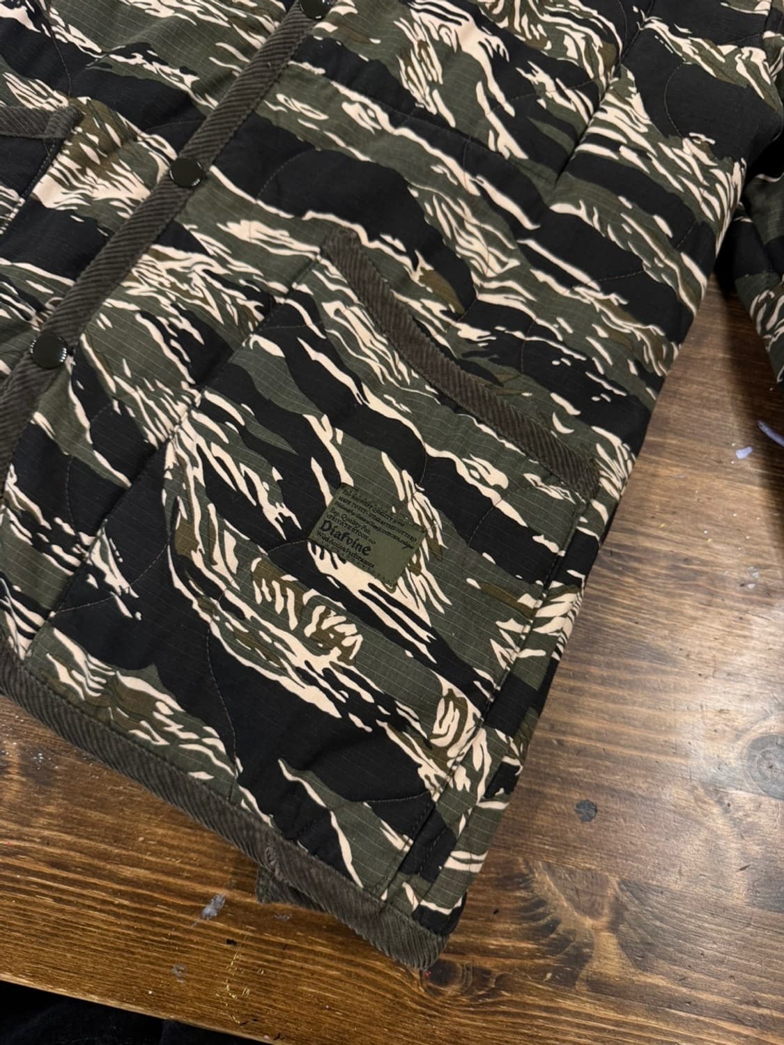 디아프바인 타이거 카모 퀼팅 자켓 95 상품이미지8