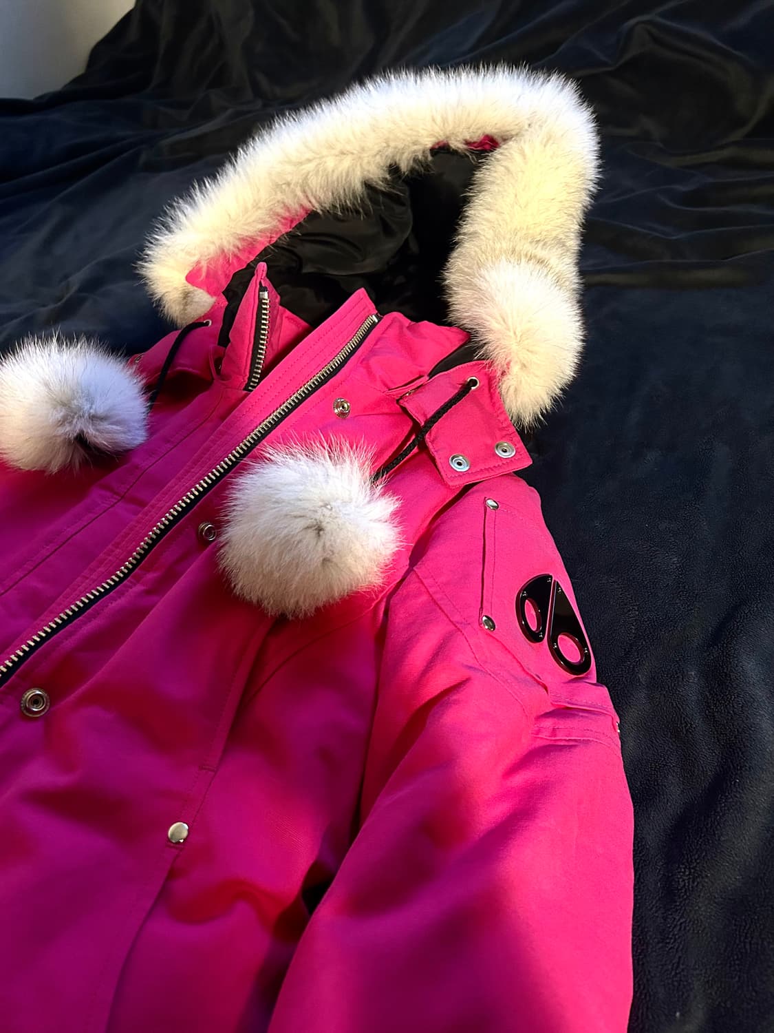 Moose Knuckles Pink Fur Jacket 상품이미지2