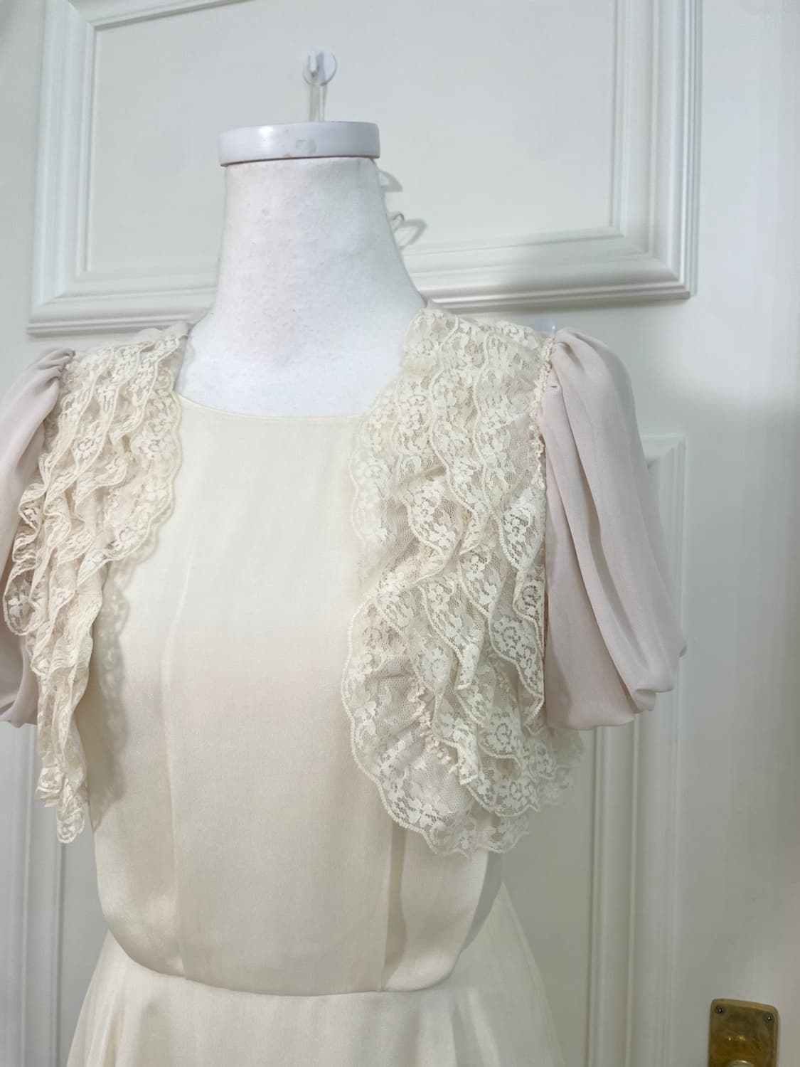 sheer pink lace ruffle bolero&ivory chif 상품이미지6