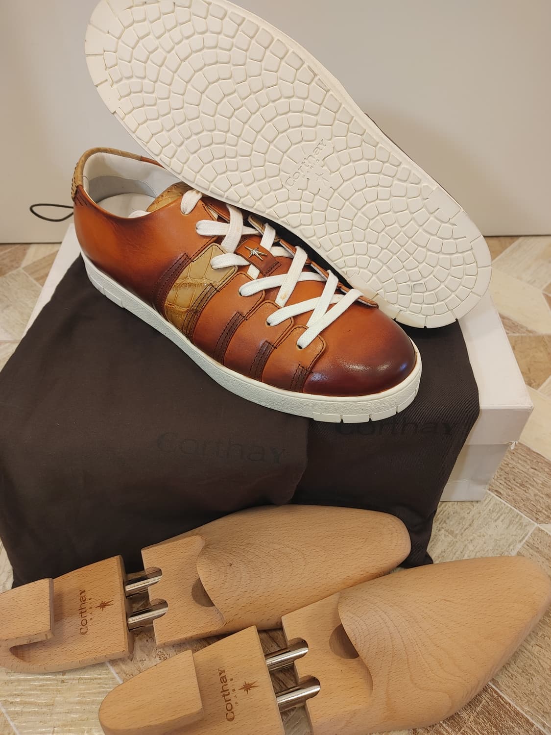 Corthay 꼬르떼 크로크다일 90s 스니커즈 상품이미지4